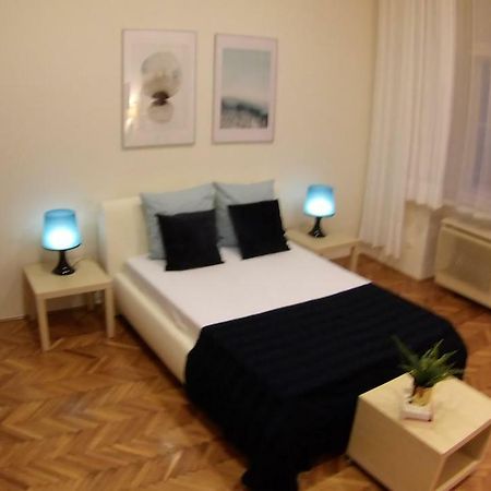 Opera Dream Apartment Будапеща Екстериор снимка